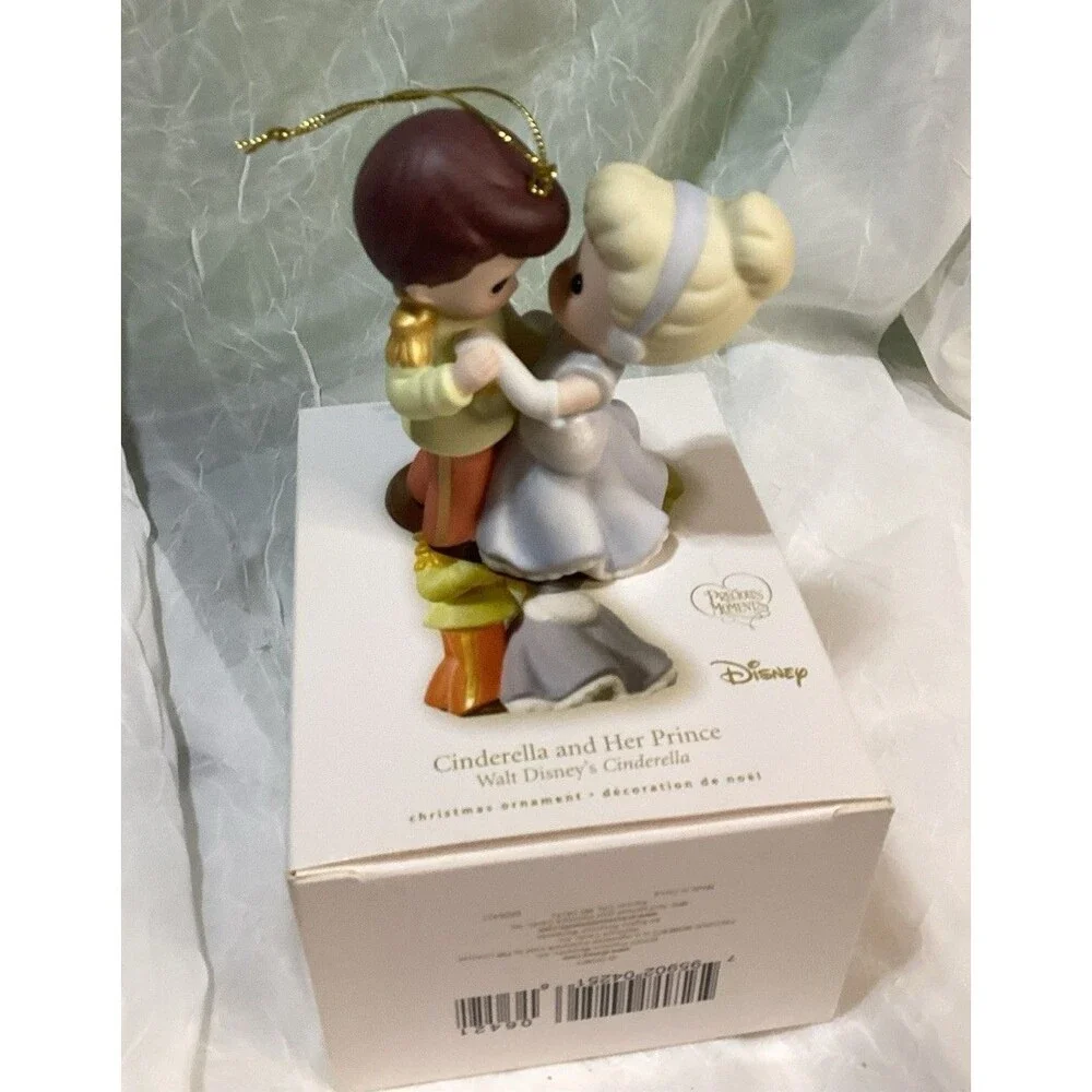 Disney Cinderella & Her Prince Hallmark Keepsake Precious Moment Ornament NIB